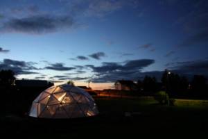 26' Growing Dome in Norway at dusk