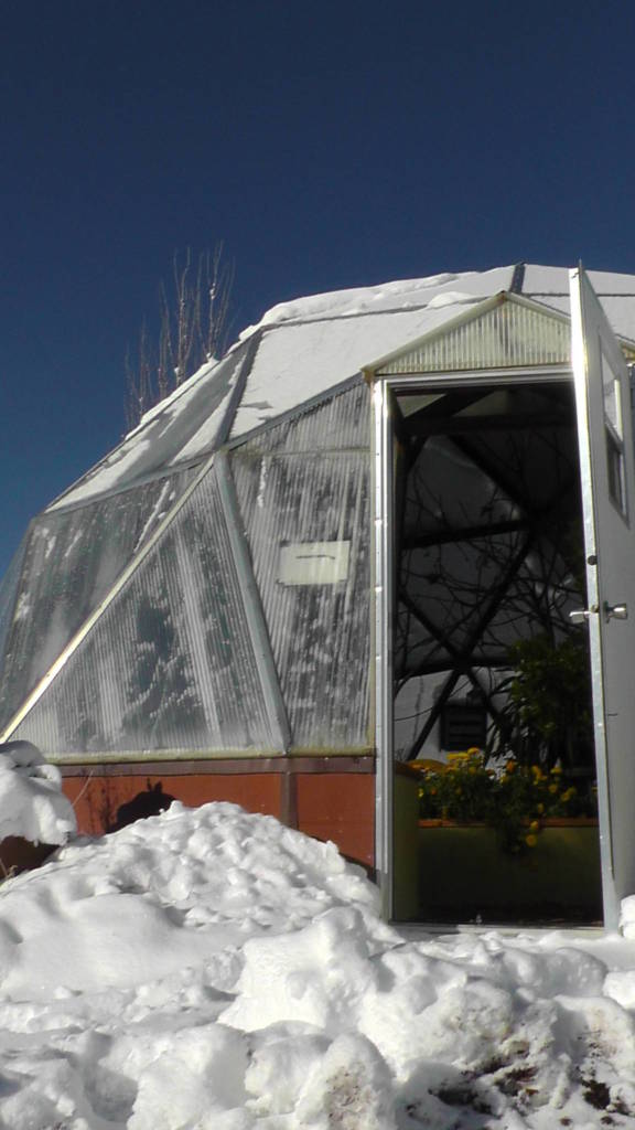 Insulated Greenhouse Foundation Wall In the Winter