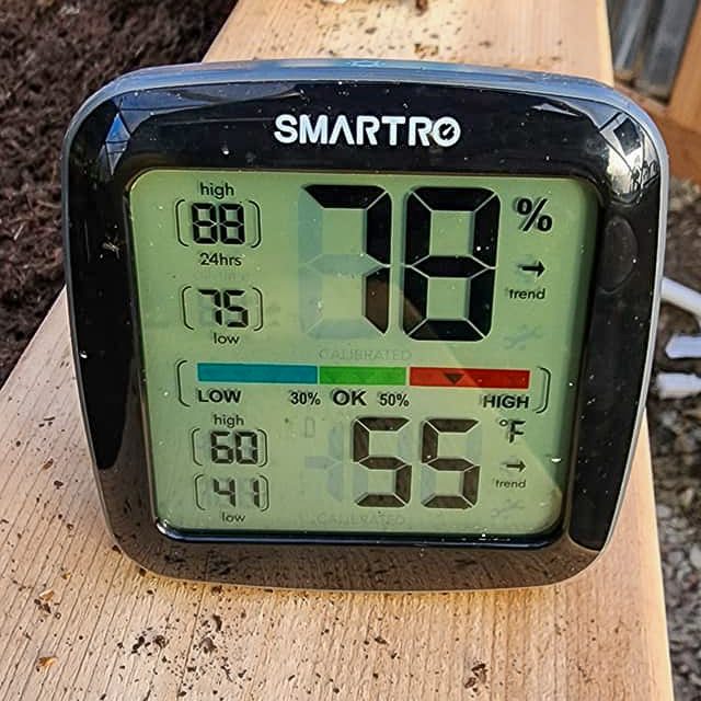 Thermometer/Hygrometer to monitor greenhouse warmth
